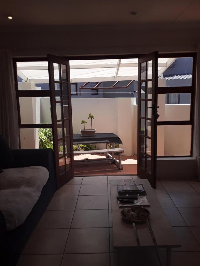 Mclaren Self Catering Daire Gansbaai Dış mekan fotoğraf